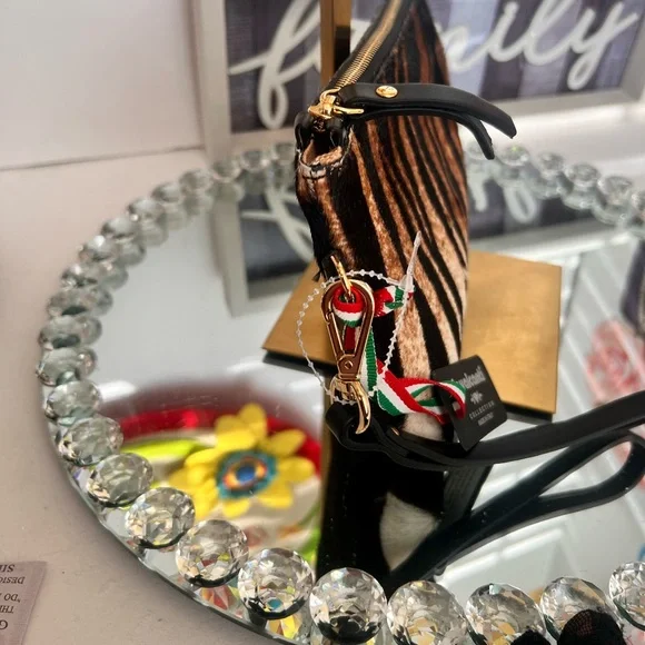 Cavalcanti made Italy Zebra Print cow leather Wristlet in Black & Copper - Picture 5 of 14